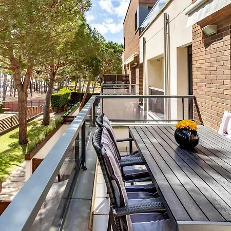 La Pineda Duplex Con Terraza Centrico En Sagaro Gerona