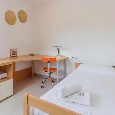 Apartment La Pineda Duplex Con Terraza Centrico En Sagaro